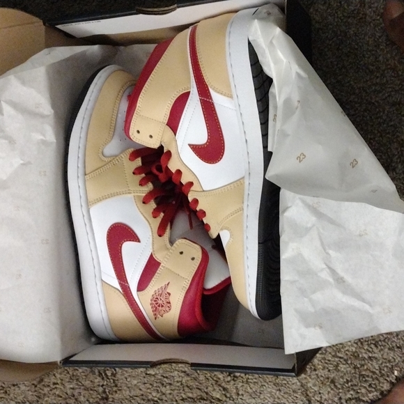 Jordan Other - Jordan 1s mid